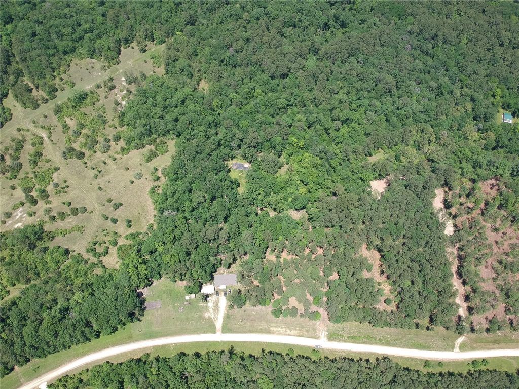 5183 Felix Currie Road, Point Blank, TX 77364