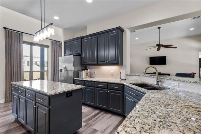 601 Pheasant MDW, Liberty Hill, TX 78642