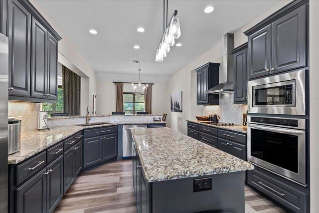 601 Pheasant MDW, Liberty Hill, TX 78642