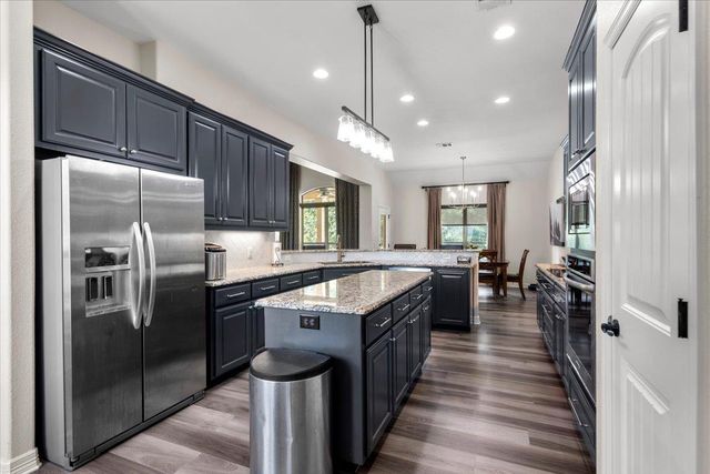 601 Pheasant MDW, Liberty Hill, TX 78642