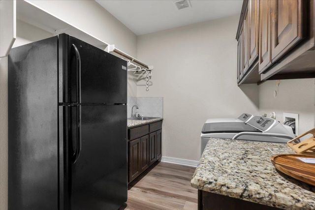 601 Pheasant MDW, Liberty Hill, TX 78642