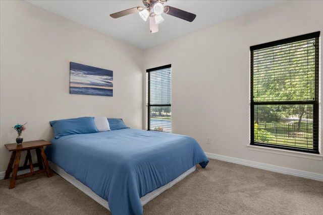 601 Pheasant MDW, Liberty Hill, TX 78642