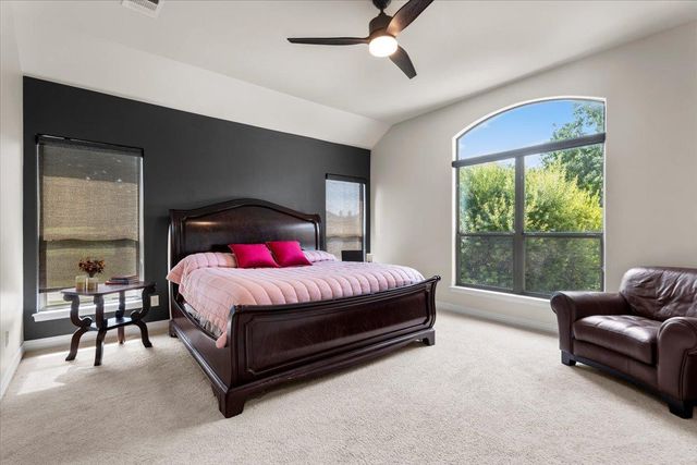 601 Pheasant MDW, Liberty Hill, TX 78642