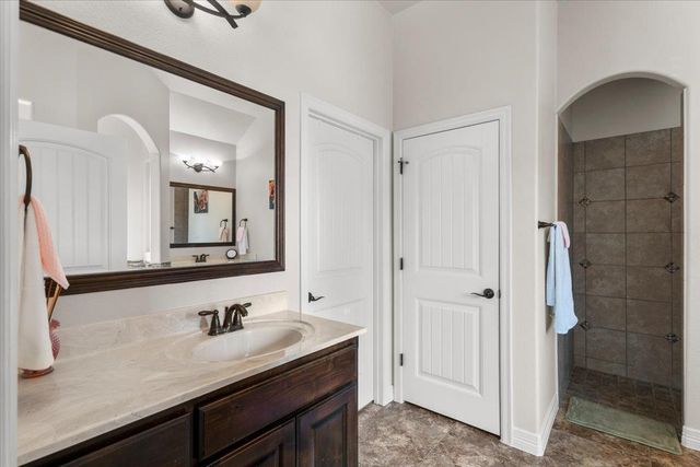 601 Pheasant MDW, Liberty Hill, TX 78642