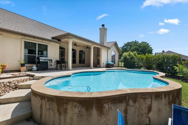 601 Pheasant MDW, Liberty Hill, TX 78642