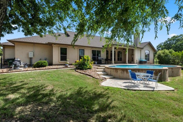 601 Pheasant MDW, Liberty Hill, TX 78642