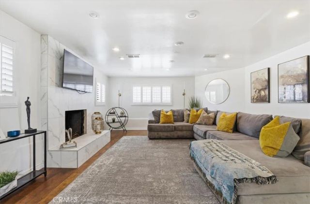 2040 N Kalsman, Compton, CA 90222