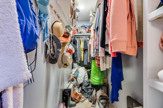 2463 N Coolidge Ave, Wichita, KS 67204