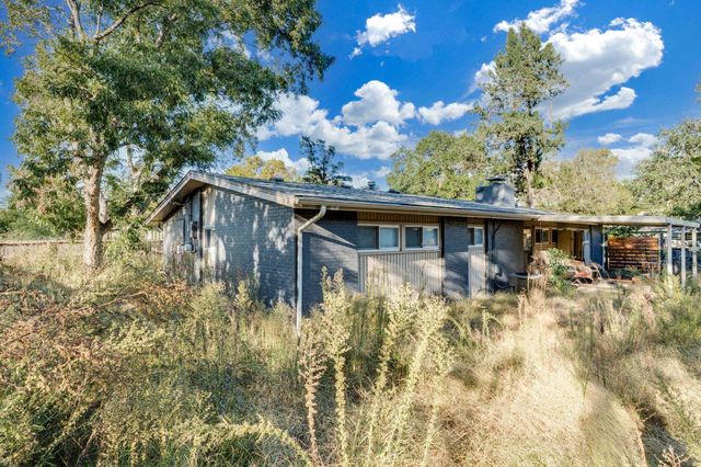 2463 N Coolidge Ave, Wichita, KS 67204