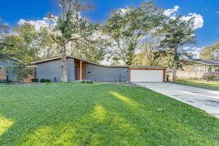 2463 N Coolidge Ave, Wichita, KS 67204