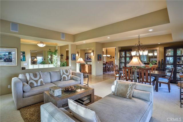 2708 N Mountain Avenue, Claremont, CA 91711