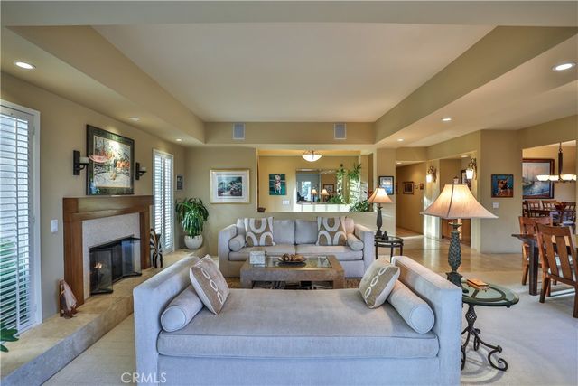 2708 N Mountain Avenue, Claremont, CA 91711