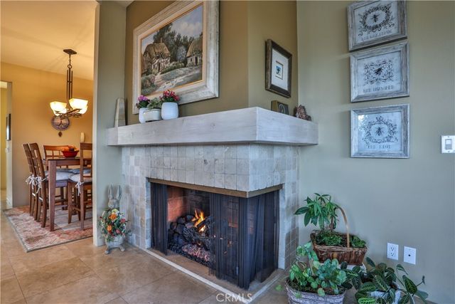 2708 N Mountain Avenue, Claremont, CA 91711