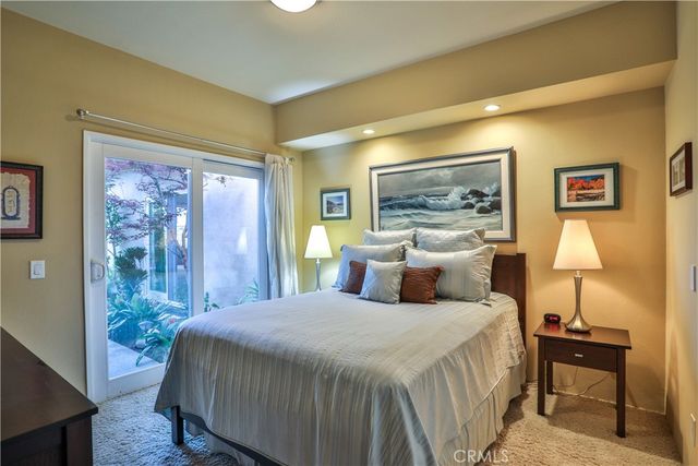 2708 N Mountain Avenue, Claremont, CA 91711