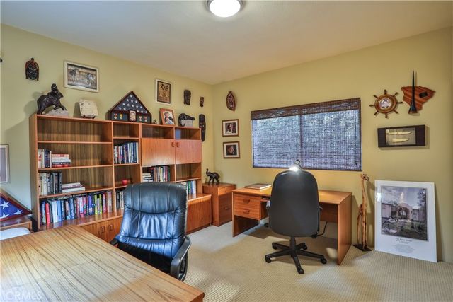 2708 N Mountain Avenue, Claremont, CA 91711