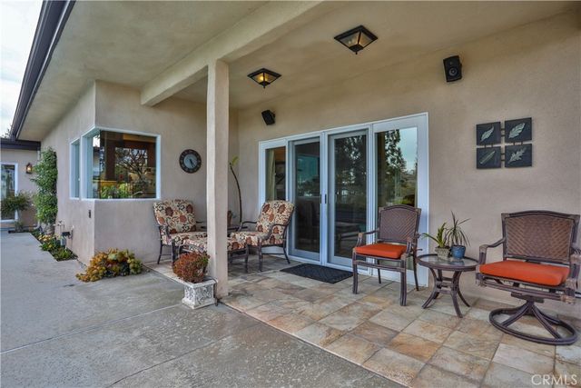 2708 N Mountain Avenue, Claremont, CA 91711