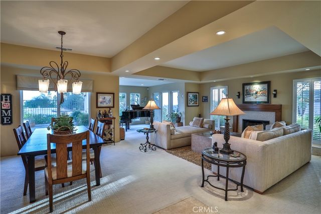 2708 N Mountain Avenue, Claremont, CA 91711