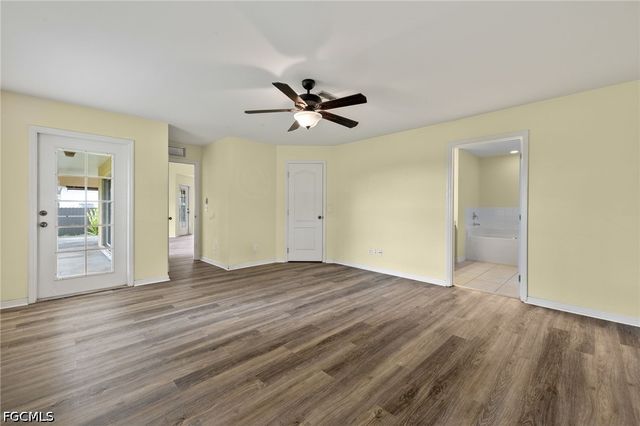 2102 NW 9th ST, Cape Coral, FL 33993