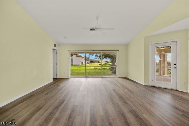2102 NW 9th ST, Cape Coral, FL 33993