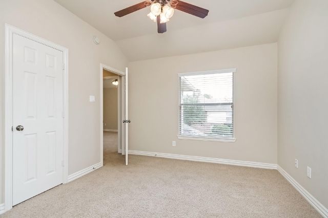 39 Medley Lane, The Woodlands, TX 77382