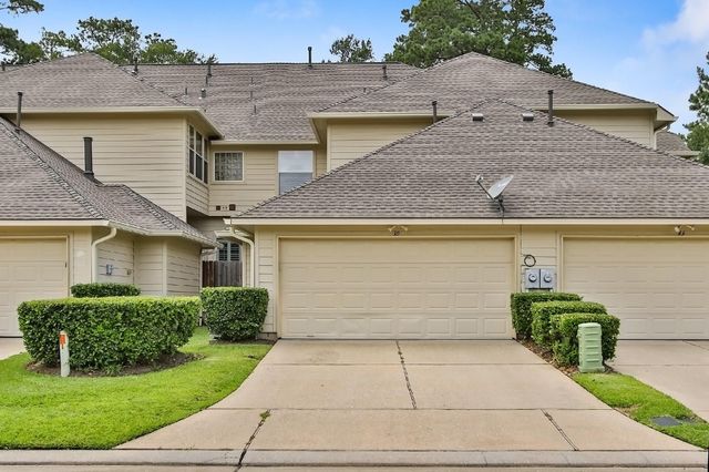 39 Medley Lane, The Woodlands, TX 77382