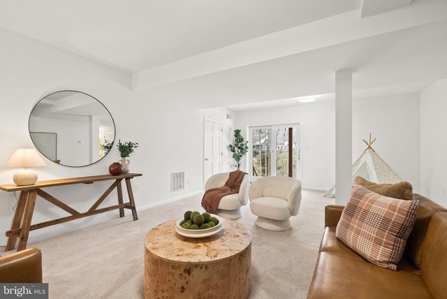 7819 ENGLISH WAY, Bethesda, MD 20817