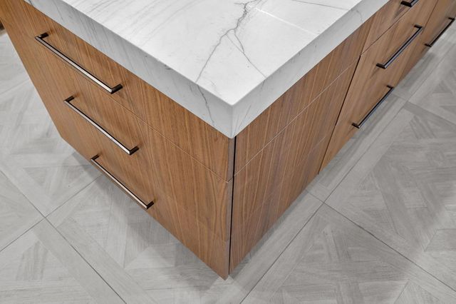 2126 University Park Dr, Sacramento, CA 95825