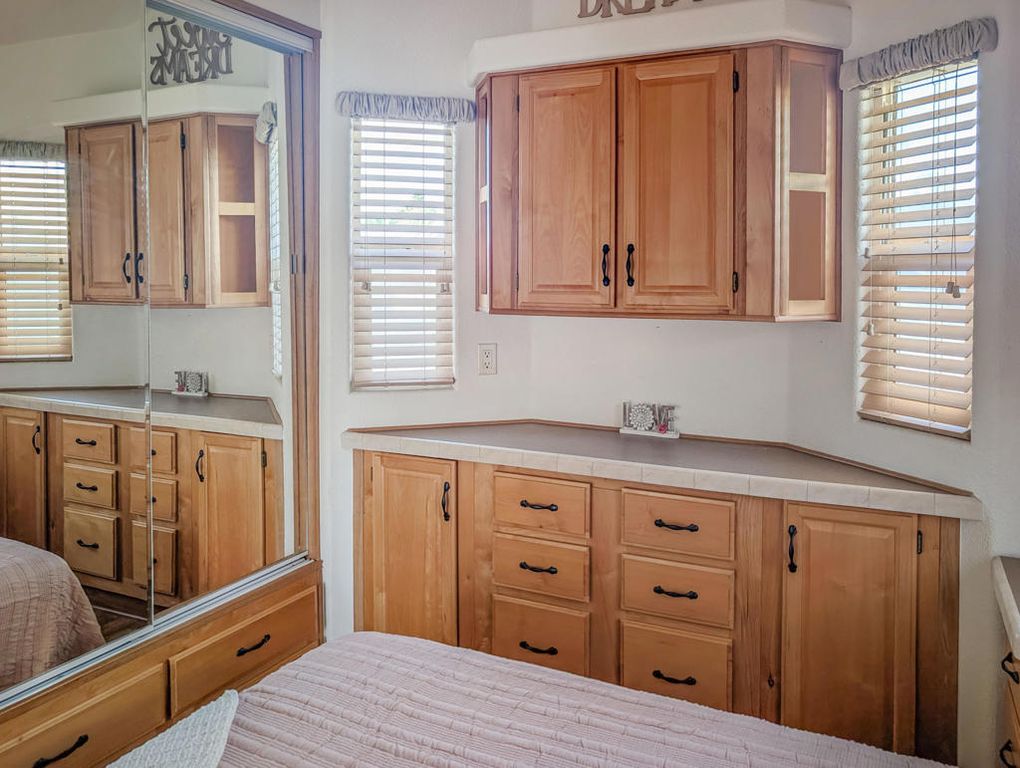 Image 16 of property listing at 70200 Dillon Road 581, Desert Hot Springs, CA 92241