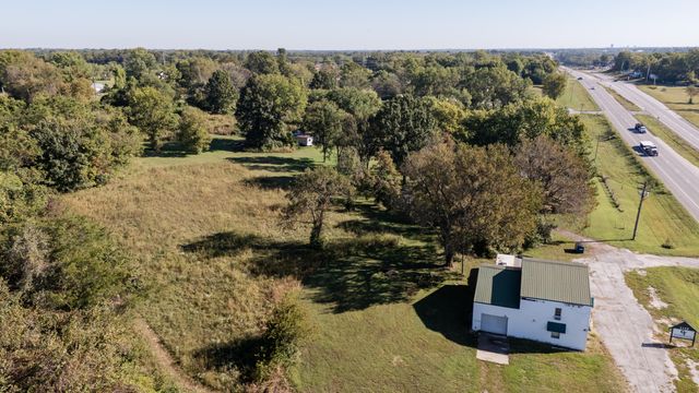 5189 W Sunshine Street, Brookline, MO 65619