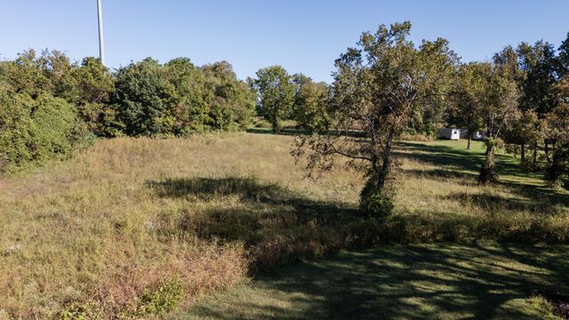 5189 W Sunshine Street, Brookline, MO 65619