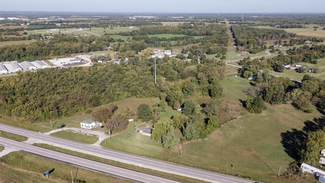 5189 W Sunshine Street, Brookline, MO 65619