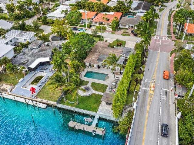 1000 S Shore Dr, Miami Beach, FL 33141