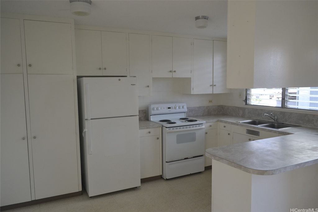 2122 Citron Street 203, Honolulu, HI 96816