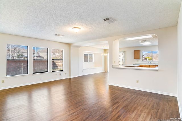 5015 Shara Mist, San Antonio, TX 78251