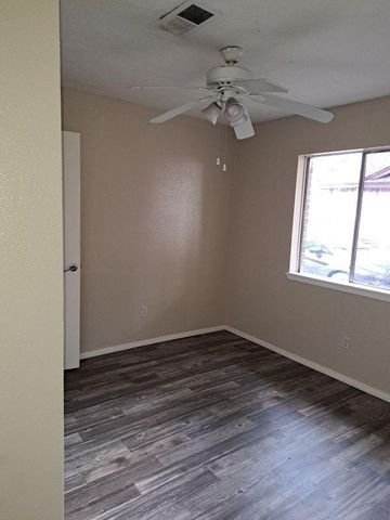 2426 Spring Dusk Lane, Spring, TX 77373