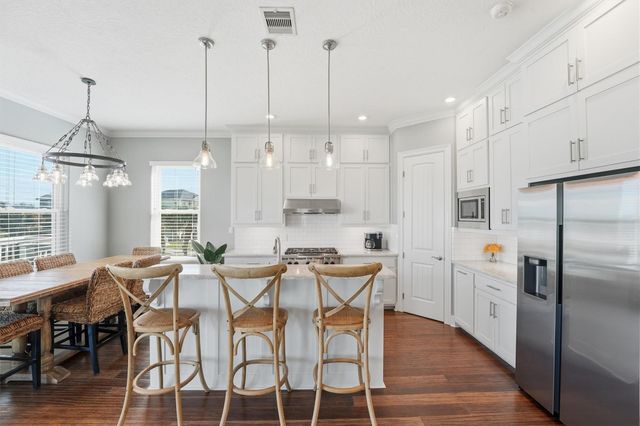 4106 Silver Reef, Galveston, TX 77554