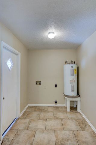 2900 Birch Drive, Shreveport, LA 71118