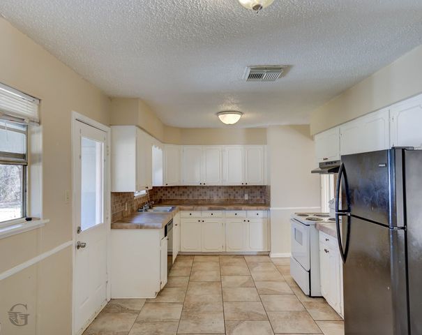 2900 Birch Drive, Shreveport, LA 71118