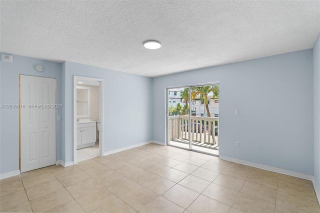 7620 Carlyle Avenue 206, Miami Beach, FL 33141