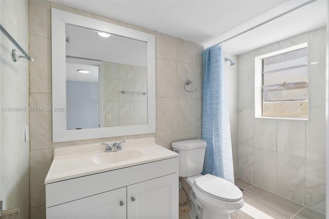 7620 Carlyle Avenue 206, Miami Beach, FL 33141