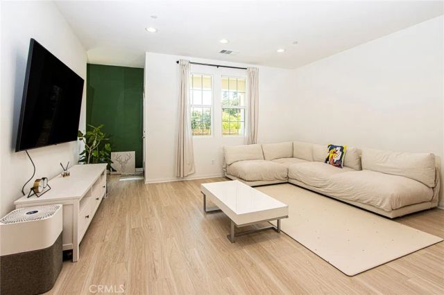 6899 Magnolia Avenue, Buena Park, CA 90621