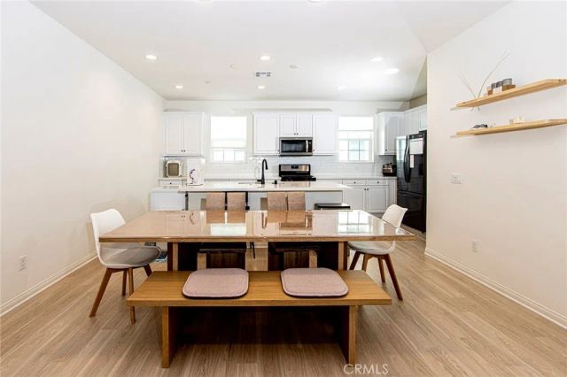 6899 Magnolia Avenue, Buena Park, CA 90621