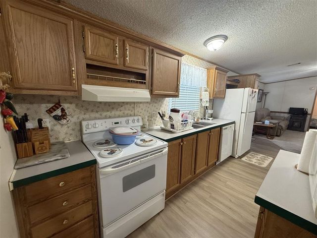 6044 Perry Lane, Lake Charles, LA 70605