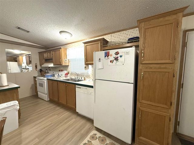 6044 Perry Lane, Lake Charles, LA 70605