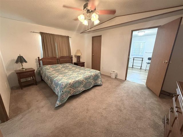 6044 Perry Lane, Lake Charles, LA 70605