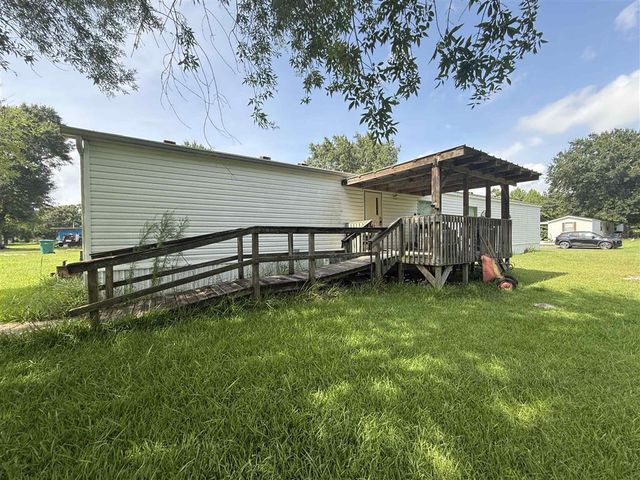 6044 Perry Lane, Lake Charles, LA 70605