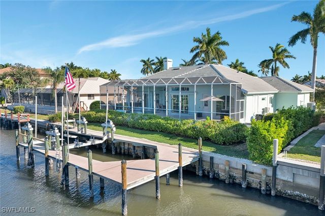 60 Anchor CT, Marco Island, FL 34145
