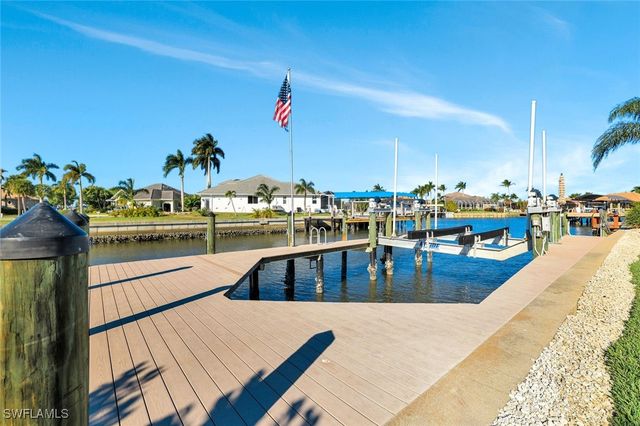 60 Anchor CT, Marco Island, FL 34145