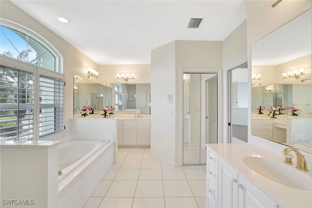 60 Anchor CT, Marco Island, FL 34145