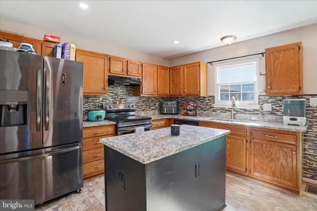 490 JOCELYNE CT, Front Royal, VA 22630